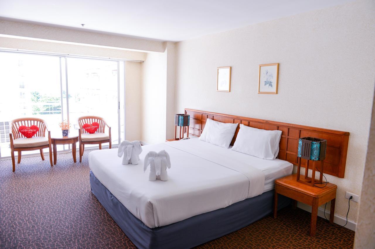 Sandy Spring Hotel Pattaja Kültér fotó