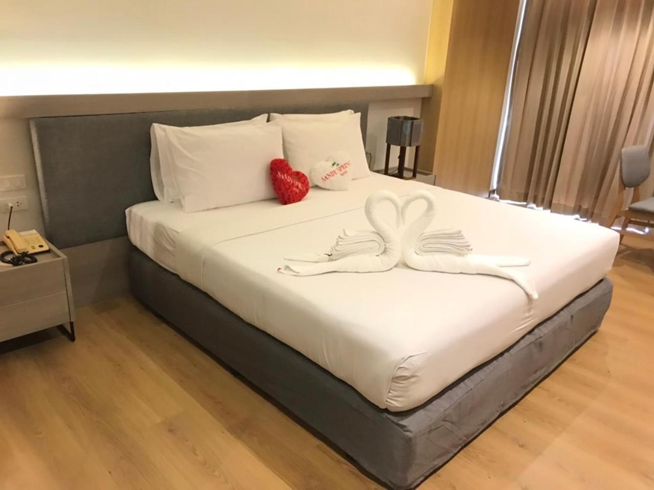Sandy Spring Hotel Pattaja Kültér fotó